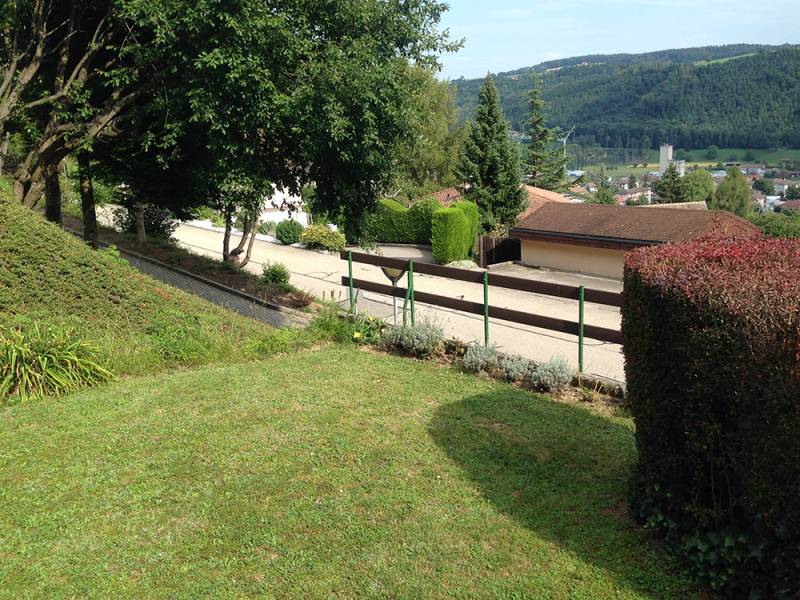 terrain en légère pente